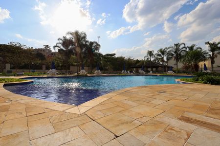 Apartamento à venda com 93m², 3 quartos e 2 vagas Apartamento à venda com 93m², 3 quartos e 2 vagasÁrea comum - Piscina