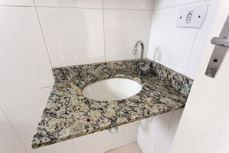 Apartamento para alugar com 34m², 1 quarto e sem vaga Apartamento para alugar com 34m², 1 quarto e sem vagaBanheiro