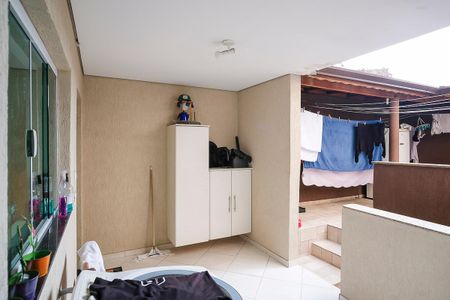 Casa à venda com 130m², 4 quartos e 2 vagasCasa 1 - Área de serviço