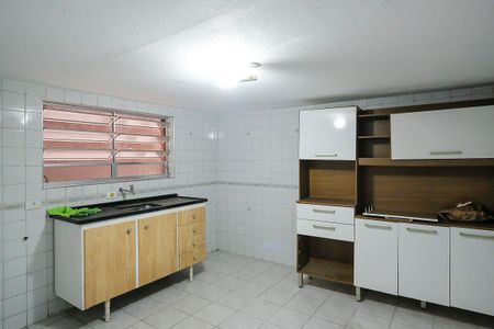 Casa à venda com 130m², 4 quartos e 2 vagasCasa 2 - Cozinha