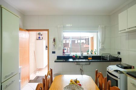 Casa à venda com 130m², 4 quartos e 2 vagasCasa 1 - Cozinha