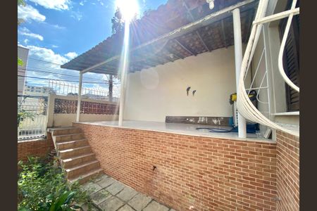 Casa à venda com 156m², 3 quartos e sem vaga Casa à venda com 156m², 3 quartos e sem vagaÁrea Externa