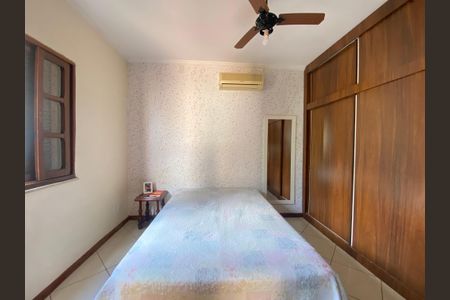 Casa à venda com 156m², 3 quartos e sem vaga Casa à venda com 156m², 3 quartos e sem vagaQuarto 1