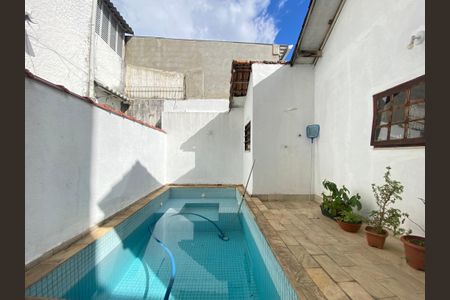 Casa à venda com 156m², 3 quartos e sem vaga Casa à venda com 156m², 3 quartos e sem vagaÁrea Externa