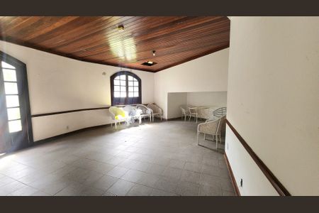 Casa para alugar com 800m², 7 quartos e 6 vagas Casa para alugar com 800m², 7 quartos e 6 vagasSala 2