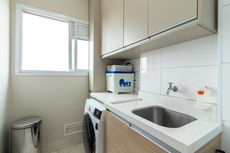 Apartamento à venda com 83m², 3 quartos e 2 vagas Apartamento à venda com 83m², 3 quartos e 2 vagasÁrea de Serviço