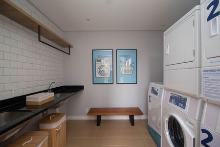 Apartamento à venda com 40m², 2 quartos e sem vaga Apartamento à venda com 40m², 2 quartos e sem vagaÁrea comum - Lavanderia