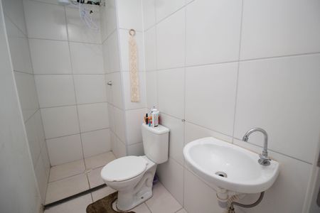 Apartamento à venda com 40m², 2 quartos e sem vaga Apartamento à venda com 40m², 2 quartos e sem vagaBanheiro