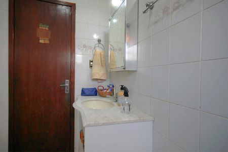 Casa à venda com 448m², 6 quartos e 2 vagasCasa 1 - Banheiro 1