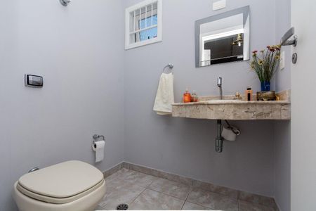 Casa à venda com 267m², 3 quartos e 4 vagas