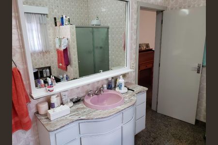 Casa à venda com 407m², 3 quartos e 8 vagas