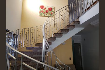 Casa à venda com 407m², 3 quartos e 8 vagas