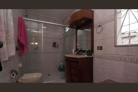 Casa de condomínio à venda com 300m², 4 quartos e 2 vagas