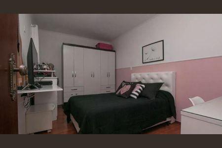 Casa de condomínio à venda com 300m², 4 quartos e 2 vagas