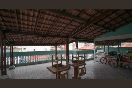 Casa de condomínio à venda com 300m², 4 quartos e 2 vagas