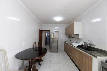 Casa à venda com 140m², 2 quartos e 3 vagas