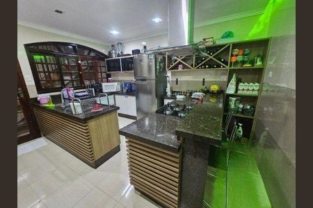 Casa à venda com 150m², 3 quartos e 2 vagas