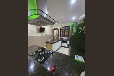 Casa à venda com 150m², 3 quartos e 2 vagas
