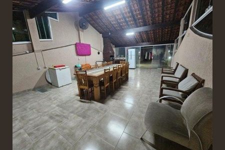 Casa à venda com 150m², 3 quartos e 2 vagas