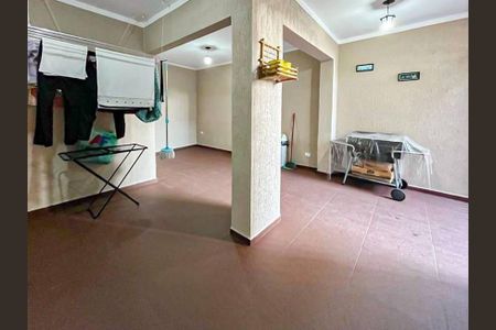 Casa à venda com 191m², 2 quartos e 3 vagas