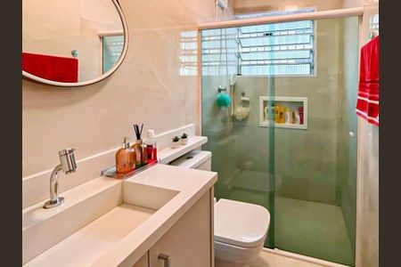 Casa à venda com 191m², 2 quartos e 3 vagas