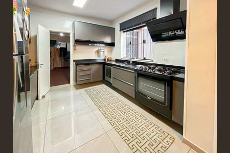 Casa à venda com 191m², 2 quartos e 3 vagas
