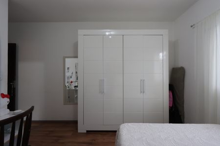 Casa à venda com 120m², 3 quartos e 2 vagasSuíte