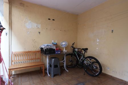 Casa à venda com 120m², 3 quartos e 2 vagasÁrea de Serviço