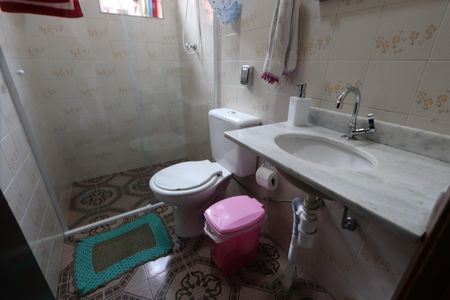 Casa à venda com 120m², 3 quartos e 2 vagasBanheiro da Suíte