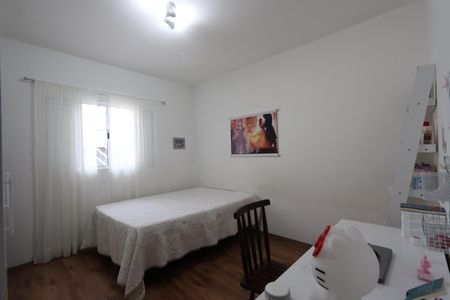 Casa à venda com 120m², 3 quartos e 2 vagasSuíte