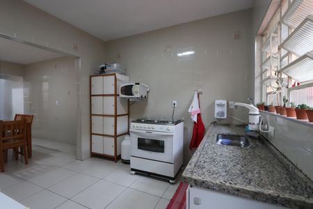 Casa à venda com 120m², 3 quartos e 2 vagasCozinha