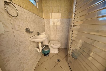 Casa à venda com 150m², 4 quartos e 4 vagas Casa à venda com 150m², 4 quartos e 4 vagasChurrasqueira