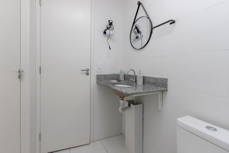 Apartamento à venda com 34m², 2 quartos e sem vagaBanheiro