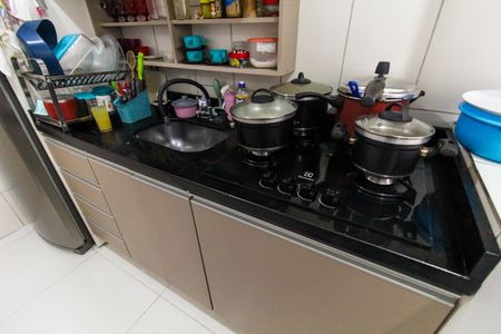 Apartamento para alugar com 46m², 2 quartos e sem vaga Apartamento para alugar com 46m², 2 quartos e sem vagaCozinha e Área de Serviço