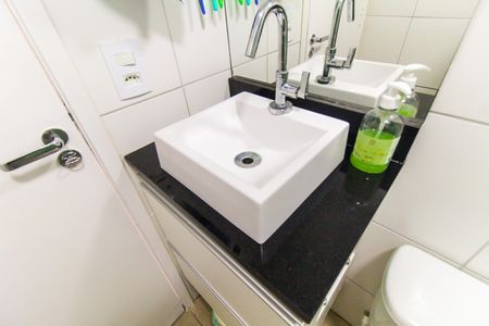 Apartamento para alugar com 46m², 2 quartos e sem vaga Apartamento para alugar com 46m², 2 quartos e sem vagaBanheiro