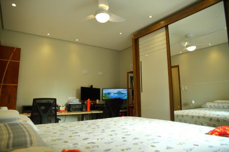 Apartamento à venda com 69m², 2 quartos e sem vagaQuarto 1