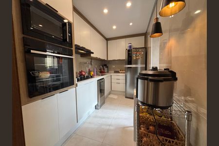 Apartamento à venda com 69m², 2 quartos e sem vaga Apartamento à venda com 69m², 2 quartos e sem vagaCozinha