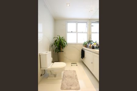 Apartamento à venda com 162m², 2 quartos e 3 vagasBanheiro da Suíte 2