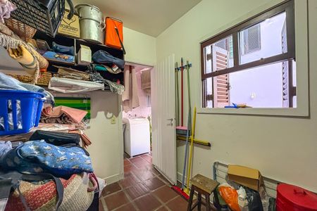 Casa à venda com 125m², 2 quartos e 2 vagas Casa à venda com 125m², 2 quartos e 2 vagasQuarto de Serviço