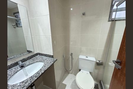 Casa à venda com 120m², 2 quartos e 1 vagaBanheiro Social