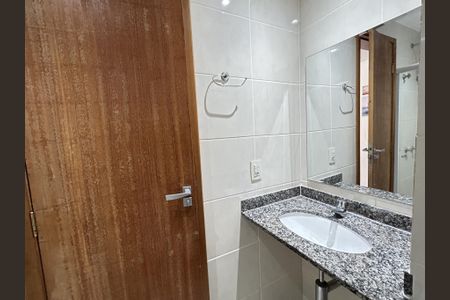 Casa à venda com 120m², 2 quartos e 1 vagaBanheiro Social