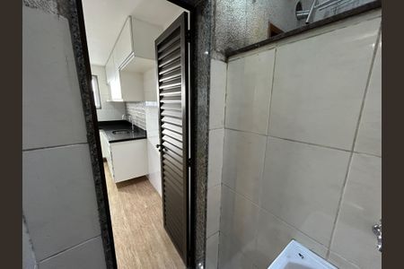 Casa à venda com 120m², 2 quartos e 1 vagaÁrea de Serviço