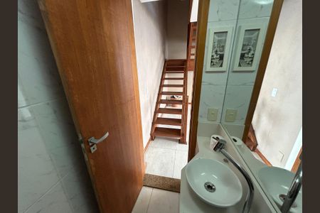 Casa à venda com 120m², 2 quartos e 1 vagaLavabo da Sala