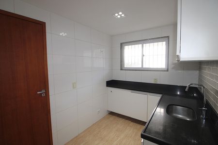 Casa à venda com 120m², 2 quartos e 1 vagaCozinha
