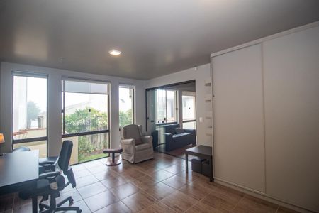 Casa à venda com 300m², 4 quartos e 5 vagasSala 4