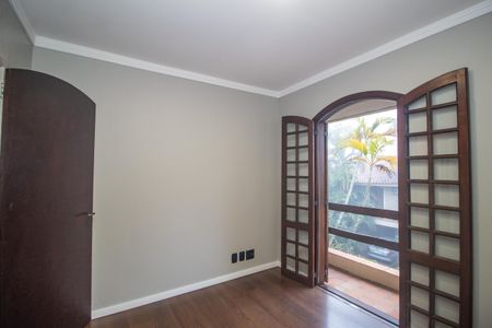 Casa à venda com 300m², 4 quartos e 5 vagasQuarto 2