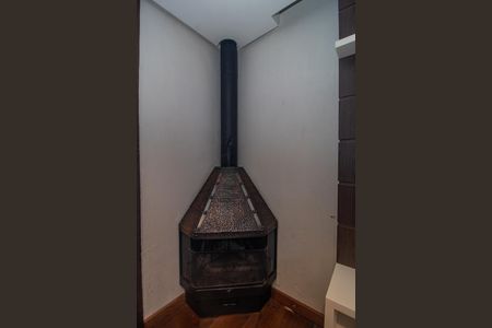 Casa à venda com 300m², 4 quartos e 5 vagasSala