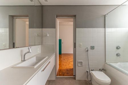 Apartamento para alugar com 244m², 4 quartos e 1 vagaBanheiro da Suíte 3