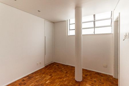 Apartamento para alugar com 244m², 4 quartos e 1 vagaSuíte 2