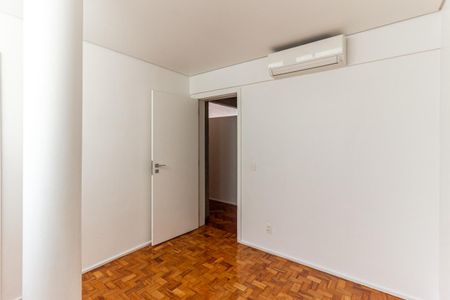Apartamento para alugar com 244m², 4 quartos e 1 vagaSuíte 2